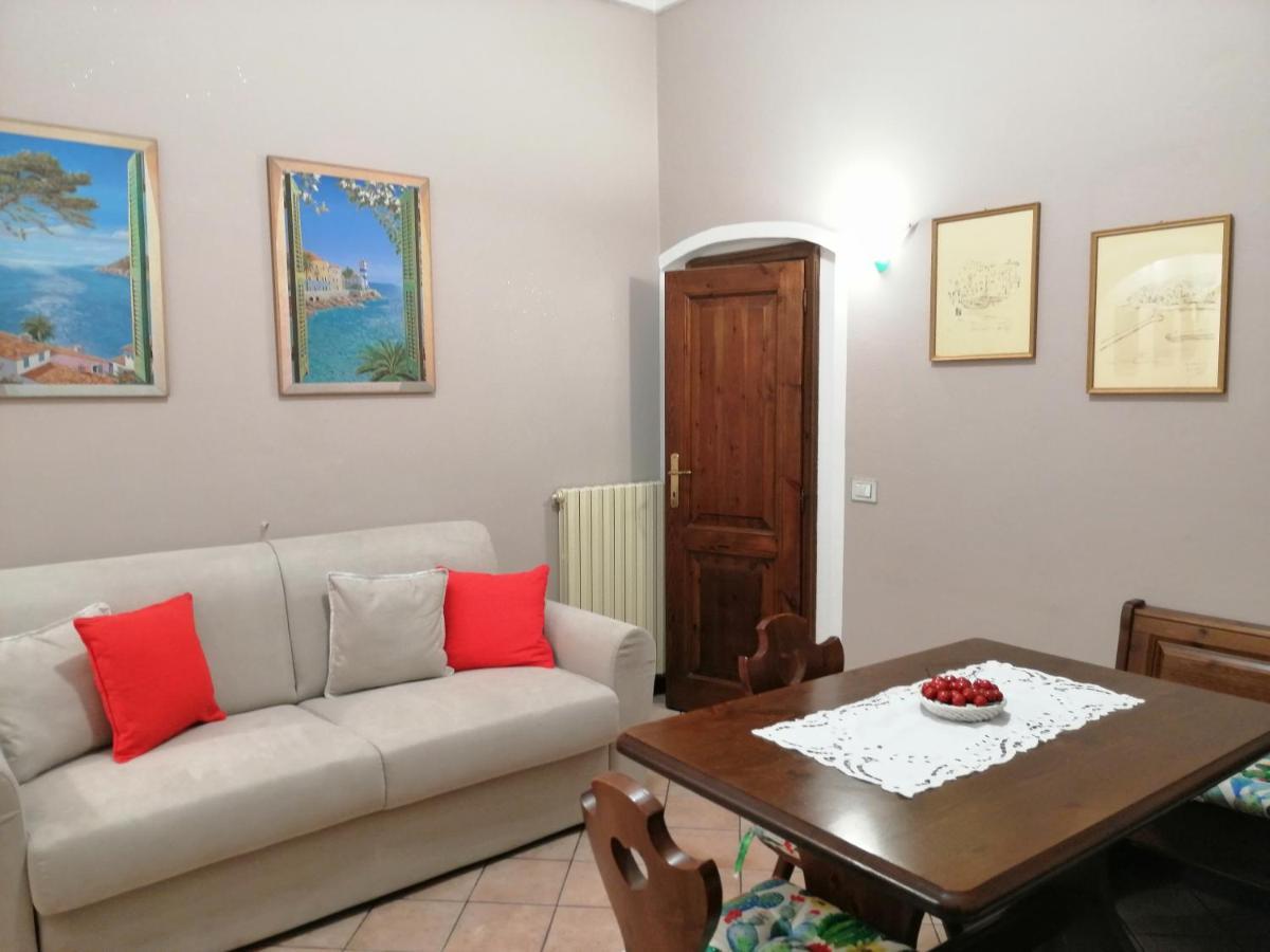 Apartamento Casa Nives Imperia Exterior foto